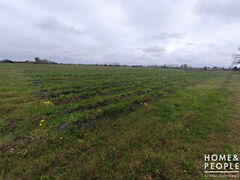 Eladó földterület Zsombó