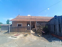 Eladó földterület Röszke