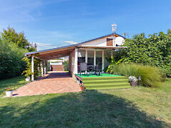 Eladó nyaraló Balatonmáriafürdő