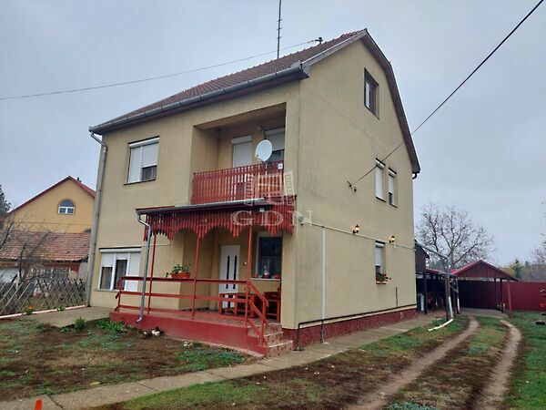 Eladó ház Újfehértó