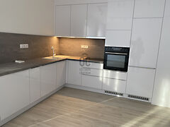 Eladó lakás Szolnok, Belváros