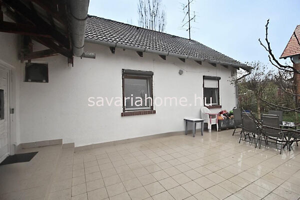 Eladó ház Kisunyom
