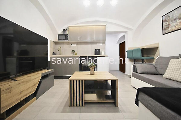 Eladó lakás Szombathely, Belváros