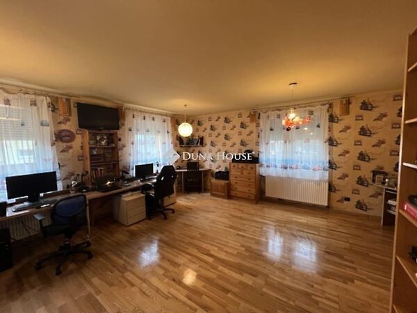 Eladó ház Halásztelek