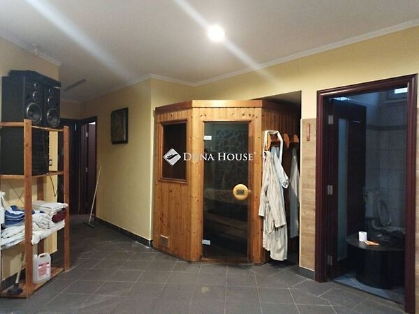 Eladó ház Halásztelek