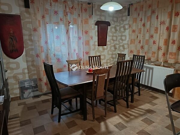 Eladó ház Halásztelek