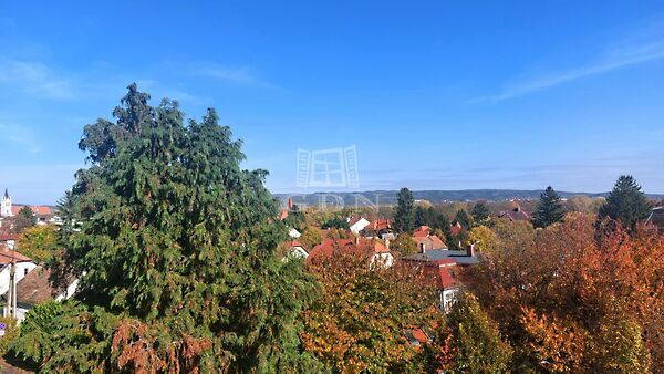 Eladó lakás Keszthely