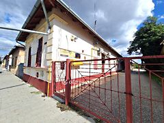 Eladó üzleti Fegyvernek