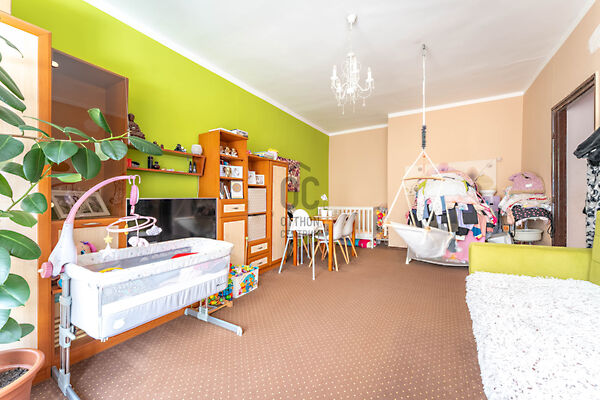 Eladó lakás Várpalota