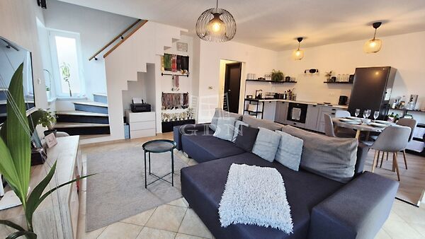 Eladó lakás Százhalombatta