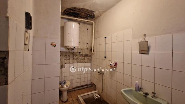 Eladó ház Jászapáti