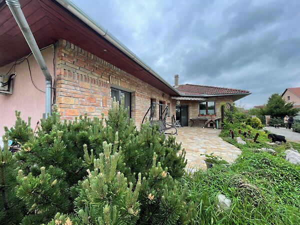 Eladó ház Csömör