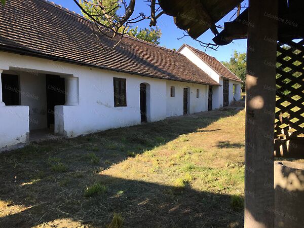 Eladó nyaraló Tengőd