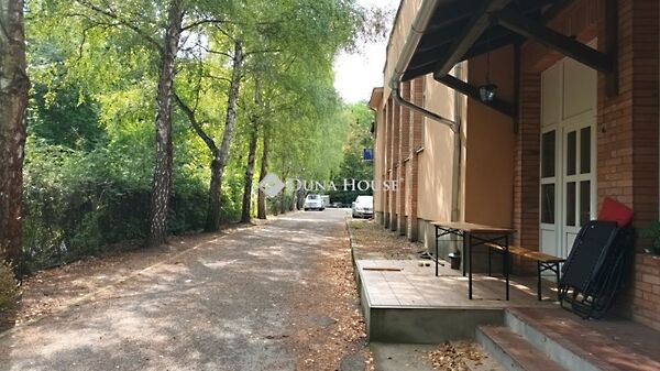 Eladó ipari Csolnok