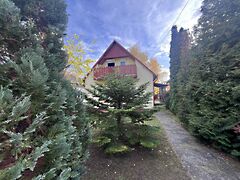 Eladó nyaraló Balatonlelle