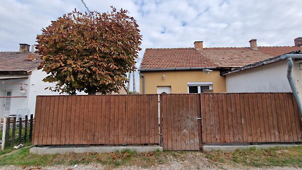 Eladó ház Tokodaltáró