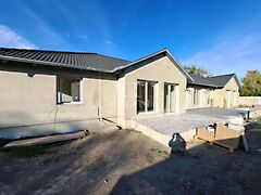 Eladó ház Kiskunlacháza