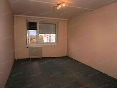 Eladó lakás Győr, Adyváros