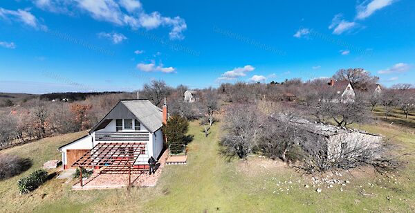 Eladó földterület Vászoly