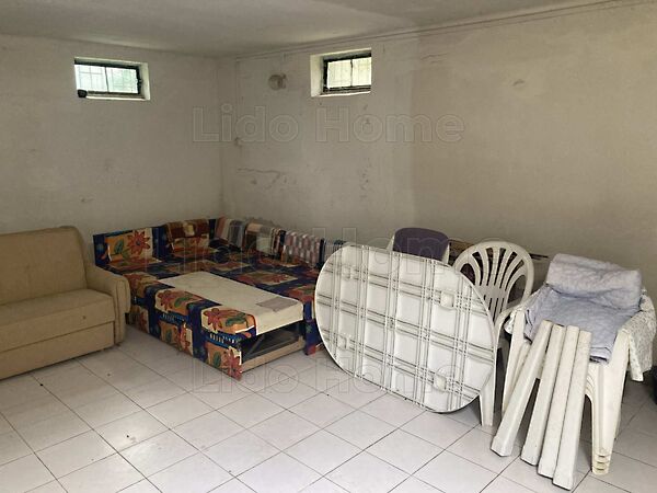 Eladó nyaraló Balatonkenese