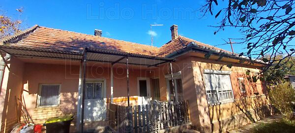 Eladó ház Bálványos