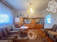 Eladó ház Lakitelek