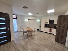 Eladó lakás Baja, Belváros