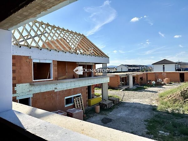 Eladó lakás Kozármisleny