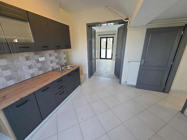 Eladó lakás Érd, Dombosváros