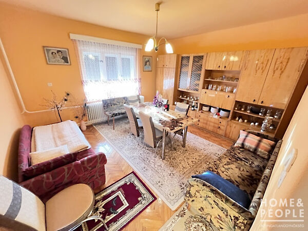 Eladó ház Csengele