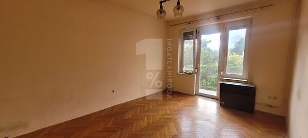 Eladó lakás Pécs, Meszes