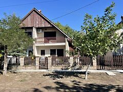 Eladó nyaraló Cserkeszőlő