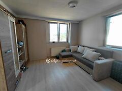 Eladó ház Jászfényszaru