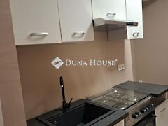 Eladó lakás Szekszárd