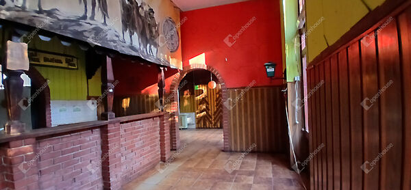 Eladó üzleti Gellénháza