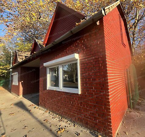 Eladó üzleti Tatabánya, Óváros