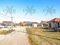 Eladó földterület Deszk