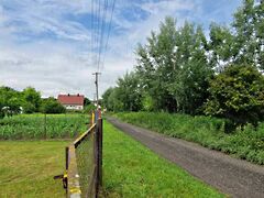 Eladó földterület Som