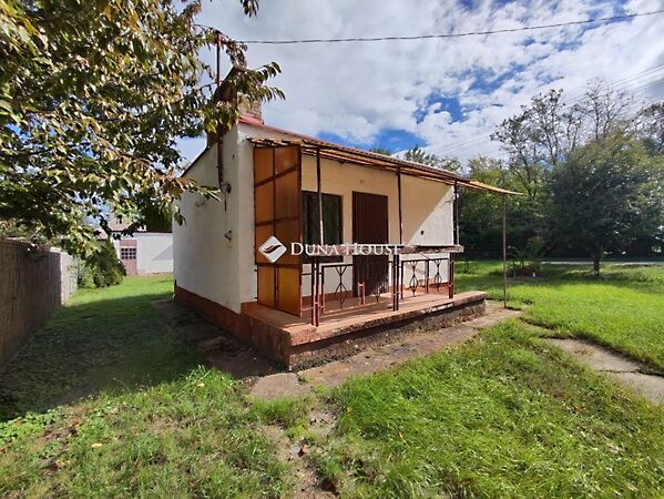 Eladó nyaraló Velence