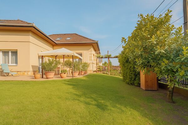 Eladó ház Tahitótfalu