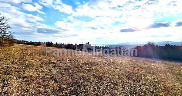 Eladó földterület Balatonfűzfő