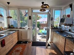 Eladó ház Budapest, XV. kerület