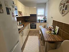 Eladó lakás Oroszlány