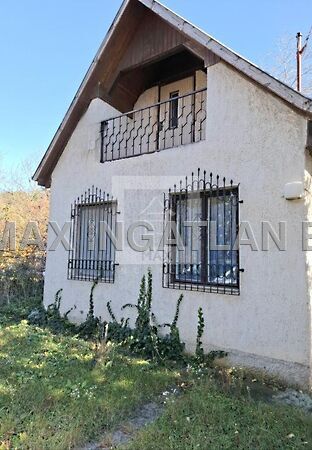 Eladó nyaraló Budaörs