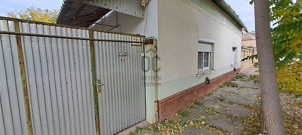 Eladó ház Csanádpalota