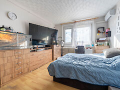 Eladó lakás Pétfürdő