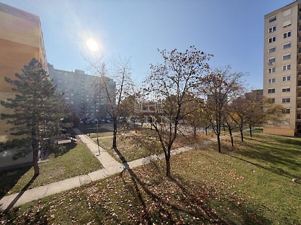 Eladó lakás Székesfehérvár