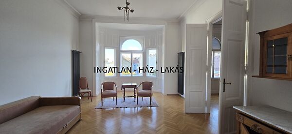 Eladó lakás Budapest, VI. kerület