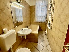 Eladó lakás Tatabánya, Újváros