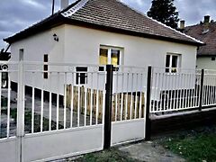 Eladó ház Örkény